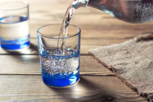 por-que-el-agua-h2o-es-tan-importante-descubre-los-beneficios-de-su-uso-en-la-vida-cotidiana