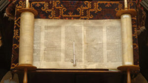 por-que-la-biblia-es-un-libro-historico-descubre-los-hechos-reales-aqui